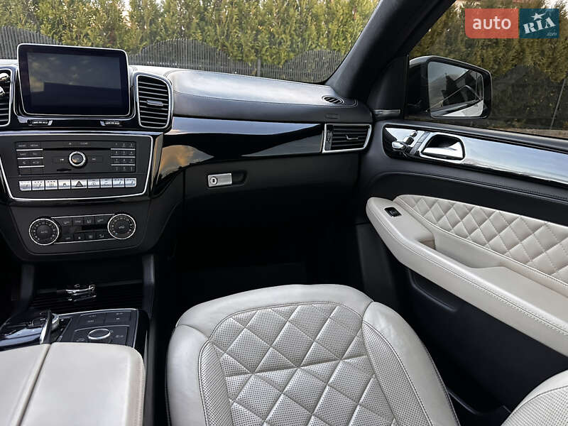 Внедорожник / Кроссовер Mercedes-Benz GLE-Class 2015 в Стрые