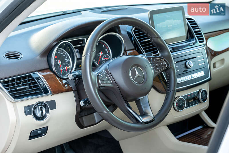 Внедорожник / Кроссовер Mercedes-Benz GLE-Class 2017 в Львове