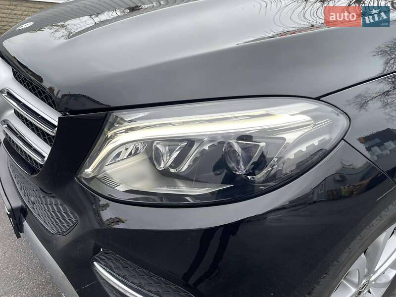 Внедорожник / Кроссовер Mercedes-Benz GLE-Class 2017 в Харькове фото 10 Внедорожник / Кроссовер Mercedes-Benz GLE-Class 2017 в Харькове