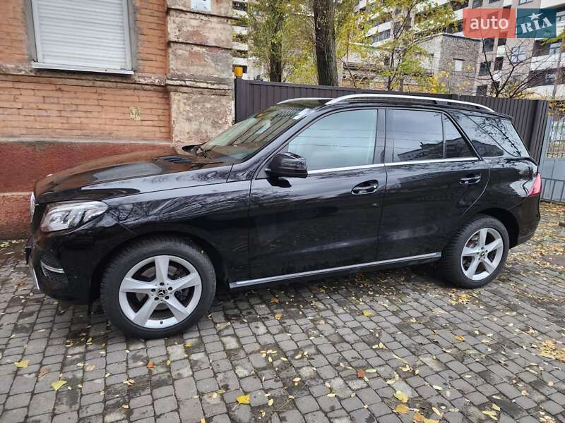 Mercedes-Benz GLE-Class 2017