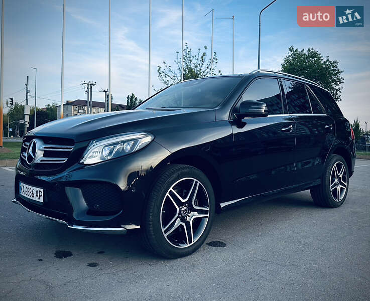 Позашляховик / Кросовер Mercedes-Benz GLE-Class 2016 в Києві фото 4 Позашляховик / Кросовер Mercedes-Benz GLE-Class 2016 в Києві