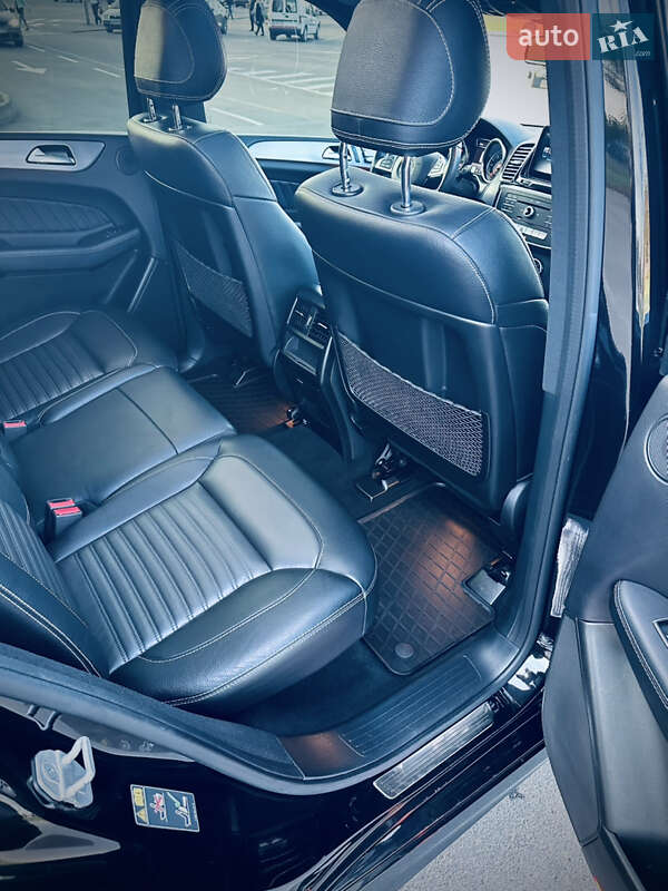 Позашляховик / Кросовер Mercedes-Benz GLE-Class 2016 в Києві фото 38 Позашляховик / Кросовер Mercedes-Benz GLE-Class 2016 в Києві