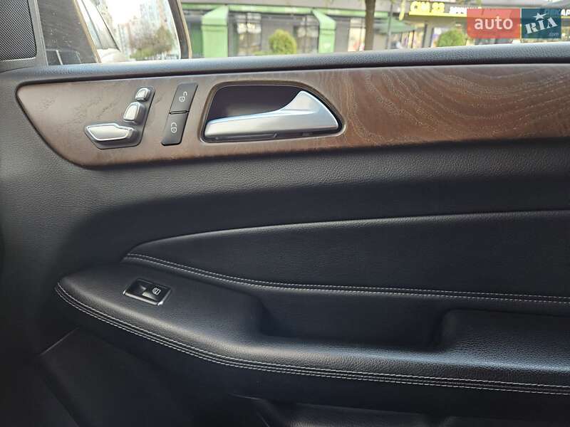 Позашляховик / Кросовер Mercedes-Benz GLE-Class 2017 в Івано-Франківську