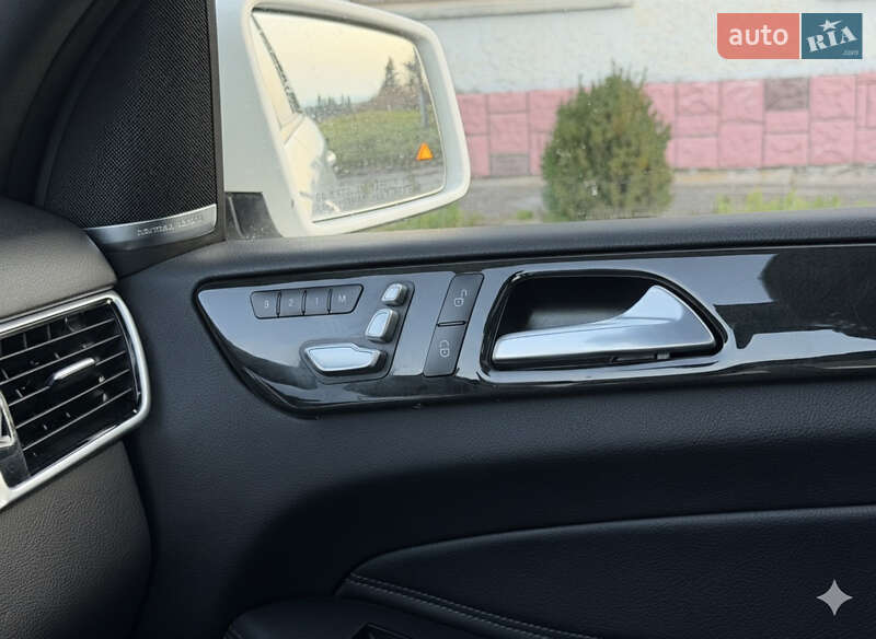 Позашляховик / Кросовер Mercedes-Benz GLE-Class 2016 в Самборі фото 8 Позашляховик / Кросовер Mercedes-Benz GLE-Class 2016 в Самборі