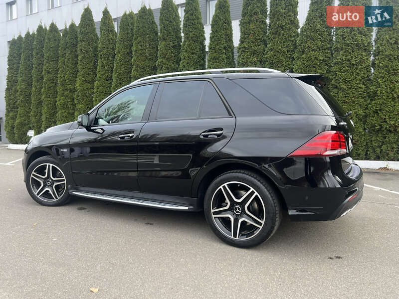 Позашляховик / Кросовер Mercedes-Benz GLE-Class 2017 в Києві фото 17 Позашляховик / Кросовер Mercedes-Benz GLE-Class 2017 в Києві