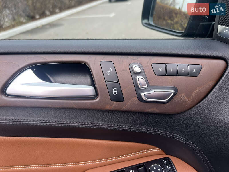 Позашляховик / Кросовер Mercedes-Benz GLE-Class 2017 в Києві фото 27 Позашляховик / Кросовер Mercedes-Benz GLE-Class 2017 в Києві