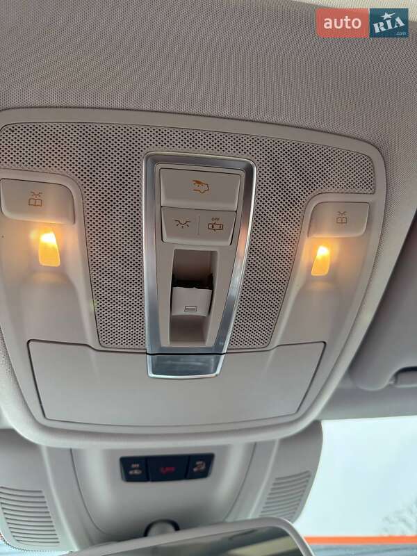 Внедорожник / Кроссовер Mercedes-Benz GLE-Class 2016 в Коростышеве фото 29 Внедорожник / Кроссовер Mercedes-Benz GLE-Class 2016 в Коростышеве