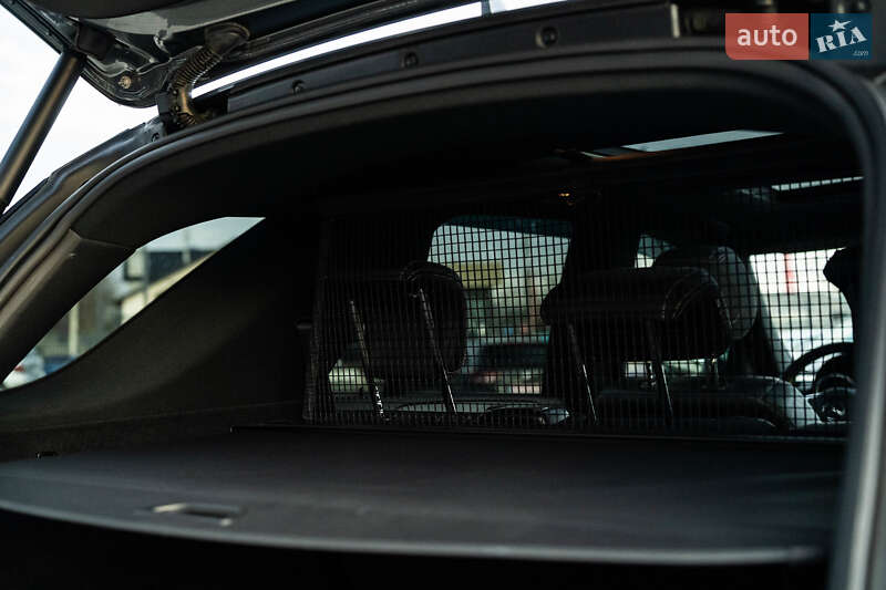 Внедорожник / Кроссовер Mercedes-Benz GLE-Class 2016 в Черновцах фото 45 Внедорожник / Кроссовер Mercedes-Benz GLE-Class 2016 в Черновцах