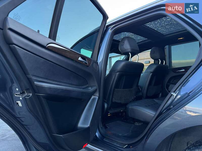 Внедорожник / Кроссовер Mercedes-Benz GLE-Class 2016 в Ровно