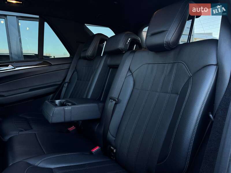 Внедорожник / Кроссовер Mercedes-Benz GLE-Class 2016 в Ровно