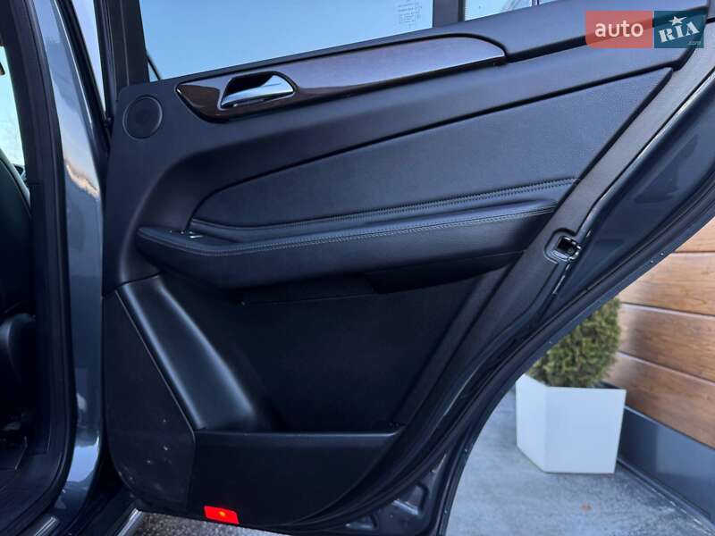 Внедорожник / Кроссовер Mercedes-Benz GLE-Class 2016 в Ровно