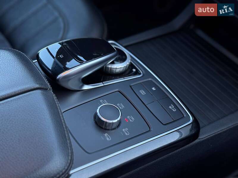 Внедорожник / Кроссовер Mercedes-Benz GLE-Class 2016 в Ровно