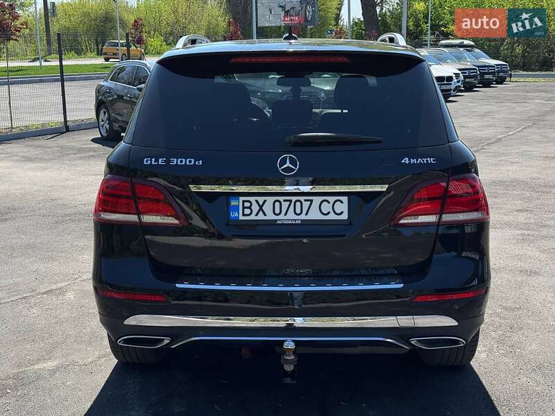 Внедорожник / Кроссовер Mercedes-Benz GLE-Class 2015 в Каменец-Подольском