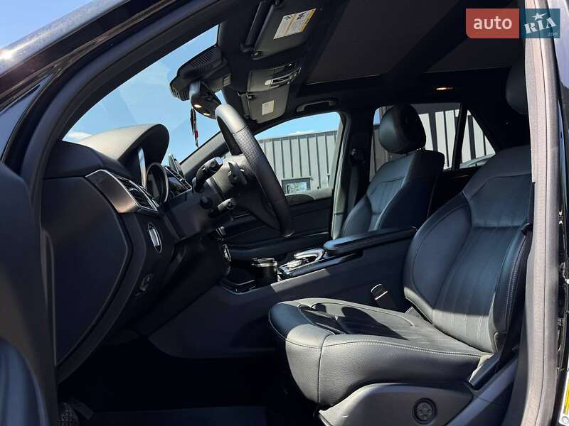 Внедорожник / Кроссовер Mercedes-Benz GLE-Class 2015 в Каменец-Подольском