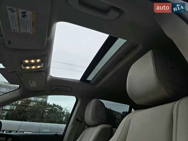 Внедорожник / Кроссовер Mercedes-Benz GLE-Class 2019 в Киеве