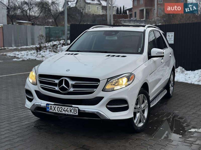 Внедорожник / Кроссовер Mercedes-Benz GLE-Class 2016 в Львове фото 4 Внедорожник / Кроссовер Mercedes-Benz GLE-Class 2016 в Львове