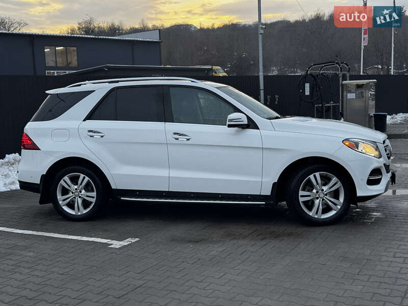 Внедорожник / Кроссовер Mercedes-Benz GLE-Class 2016 в Львове фото 12 Внедорожник / Кроссовер Mercedes-Benz GLE-Class 2016 в Львове