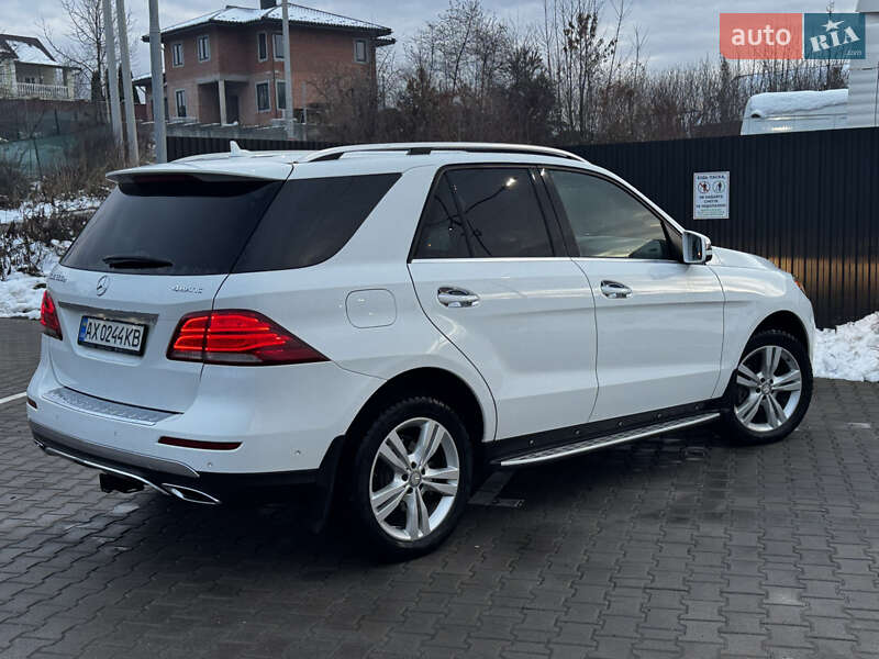 Внедорожник / Кроссовер Mercedes-Benz GLE-Class 2016 в Львове фото 25 Внедорожник / Кроссовер Mercedes-Benz GLE-Class 2016 в Львове