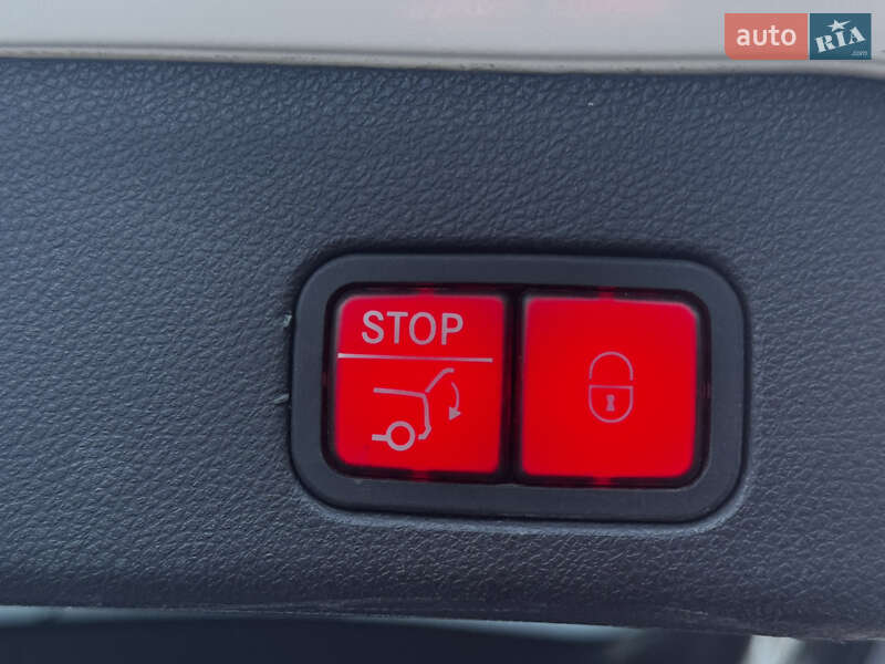 Внедорожник / Кроссовер Mercedes-Benz GLE-Class 2016 в Львове фото 28 Внедорожник / Кроссовер Mercedes-Benz GLE-Class 2016 в Львове