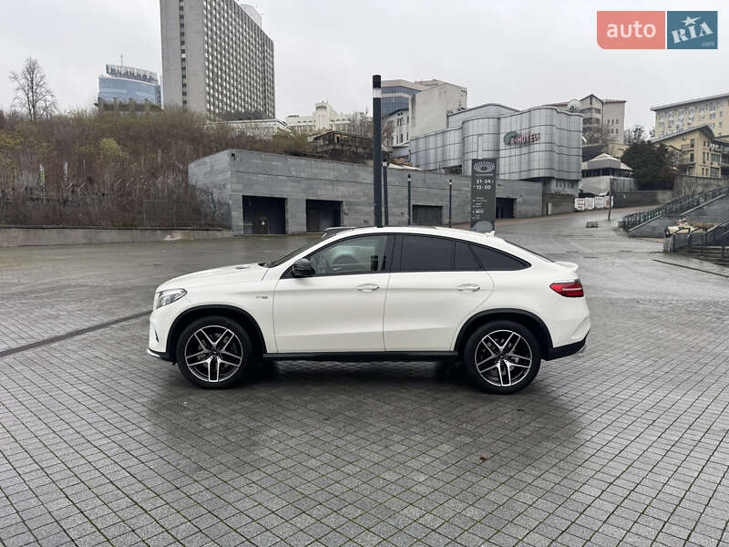 Позашляховик / Кросовер Mercedes-Benz GLE-Class 2018 в Києві