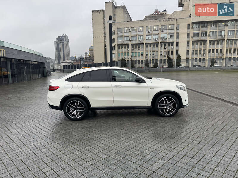 Позашляховик / Кросовер Mercedes-Benz GLE-Class 2018 в Києві