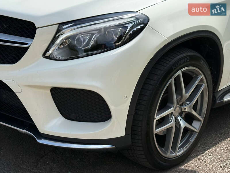 Внедорожник / Кроссовер Mercedes-Benz GLE-Class 2015 в Ровно