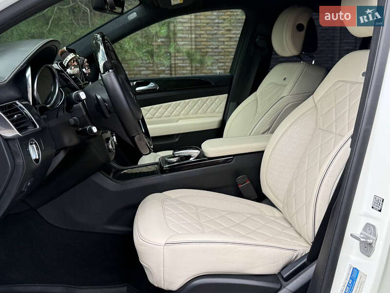 Внедорожник / Кроссовер Mercedes-Benz GLE-Class 2015 в Ровно