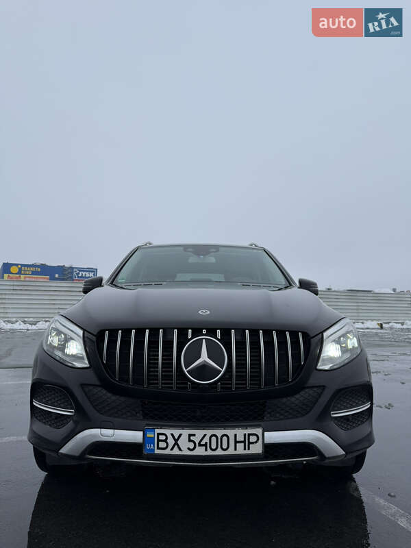 Внедорожник / Кроссовер Mercedes-Benz GLE-Class 2018 в Львове фото 8 Внедорожник / Кроссовер Mercedes-Benz GLE-Class 2018 в Львове