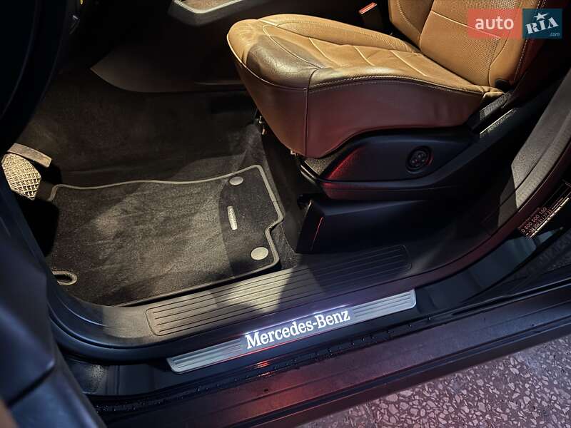 Позашляховик / Кросовер Mercedes-Benz GLE-Class 2015 в Тернополі фото 11 Позашляховик / Кросовер Mercedes-Benz GLE-Class 2015 в Тернополі