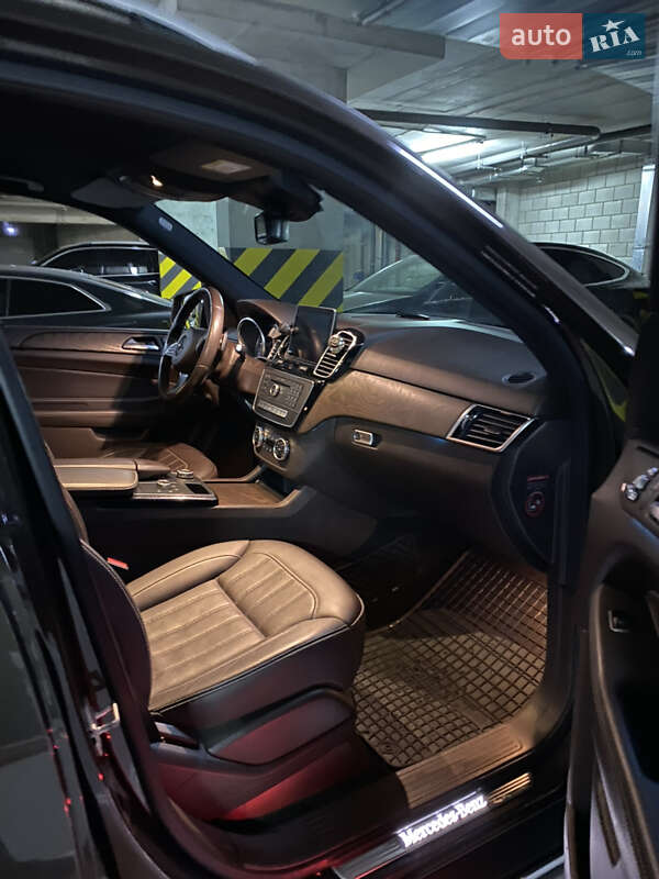 Позашляховик / Кросовер Mercedes-Benz GLE-Class 2017 в Києві