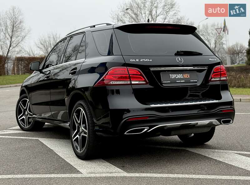Позашляховик / Кросовер Mercedes-Benz GLE-Class 2017 в Києві фото 12 Позашляховик / Кросовер Mercedes-Benz GLE-Class 2017 в Києві