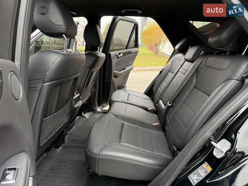 Позашляховик / Кросовер Mercedes-Benz GLE-Class 2017 в Києві фото 41 Позашляховик / Кросовер Mercedes-Benz GLE-Class 2017 в Києві