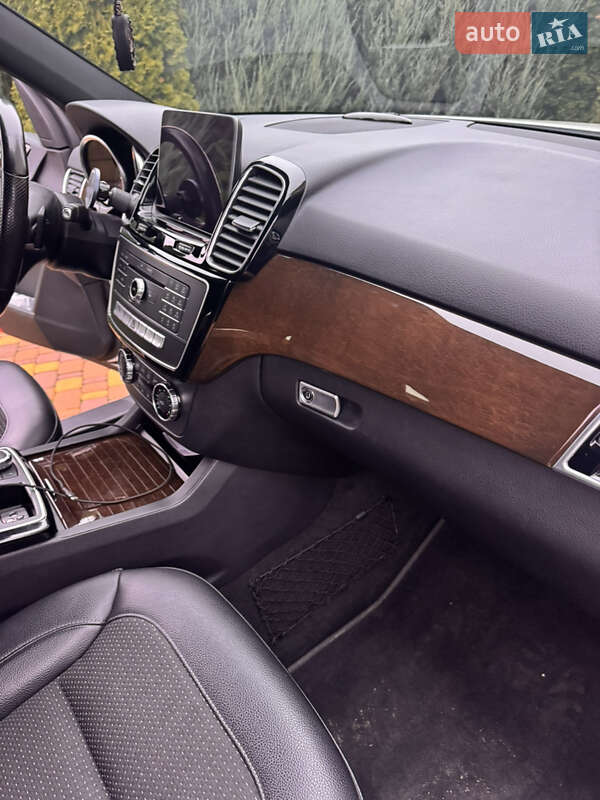 Позашляховик / Кросовер Mercedes-Benz GLE-Class 2017 в Києві фото 15 Позашляховик / Кросовер Mercedes-Benz GLE-Class 2017 в Києві