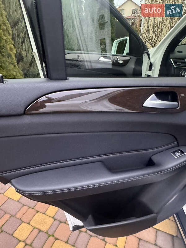 Позашляховик / Кросовер Mercedes-Benz GLE-Class 2017 в Києві фото 20 Позашляховик / Кросовер Mercedes-Benz GLE-Class 2017 в Києві