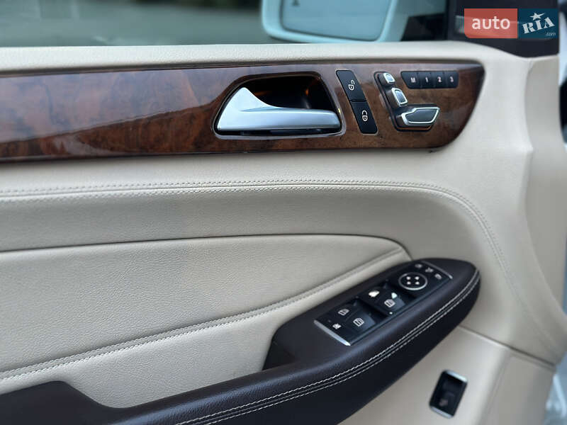 Позашляховик / Кросовер Mercedes-Benz GLE-Class 2015 в Ужгороді