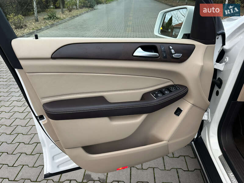 Внедорожник / Кроссовер Mercedes-Benz GLE-Class 2016 в Одессе