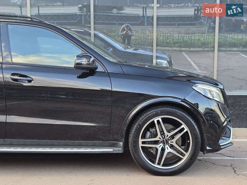 Позашляховик / Кросовер Mercedes-Benz GLE-Class 2017 в Києві