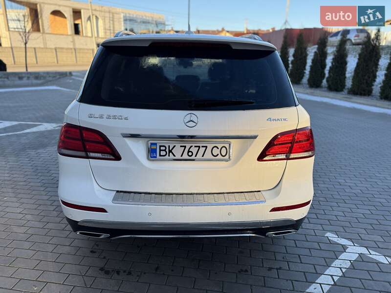Внедорожник / Кроссовер Mercedes-Benz GLE-Class 2017 в Ровно