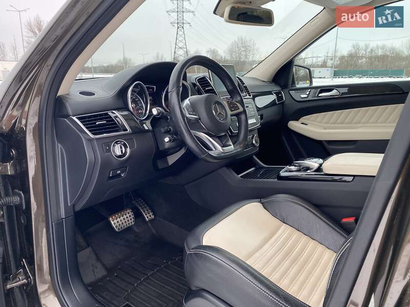 Внедорожник / Кроссовер Mercedes-Benz GLE-Class 2015 в Киеве фото 13 Внедорожник / Кроссовер Mercedes-Benz GLE-Class 2015 в Киеве