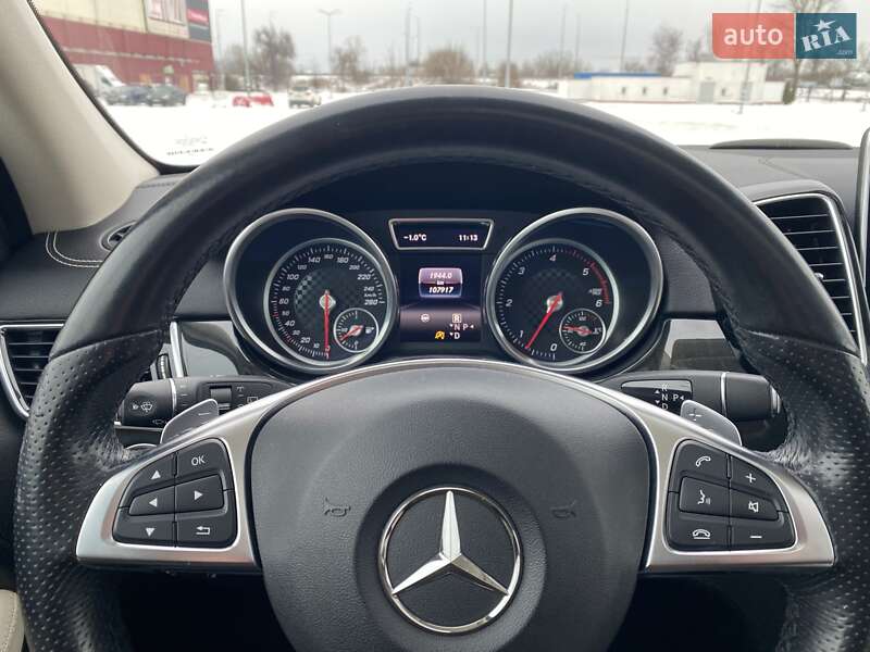 Внедорожник / Кроссовер Mercedes-Benz GLE-Class 2015 в Киеве фото 30 Внедорожник / Кроссовер Mercedes-Benz GLE-Class 2015 в Киеве