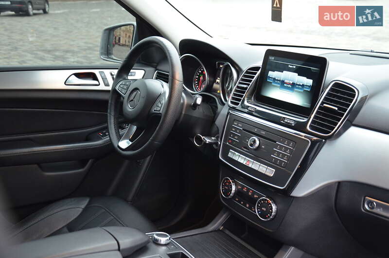 Внедорожник / Кроссовер Mercedes-Benz GLE-Class 2016 в Харькове