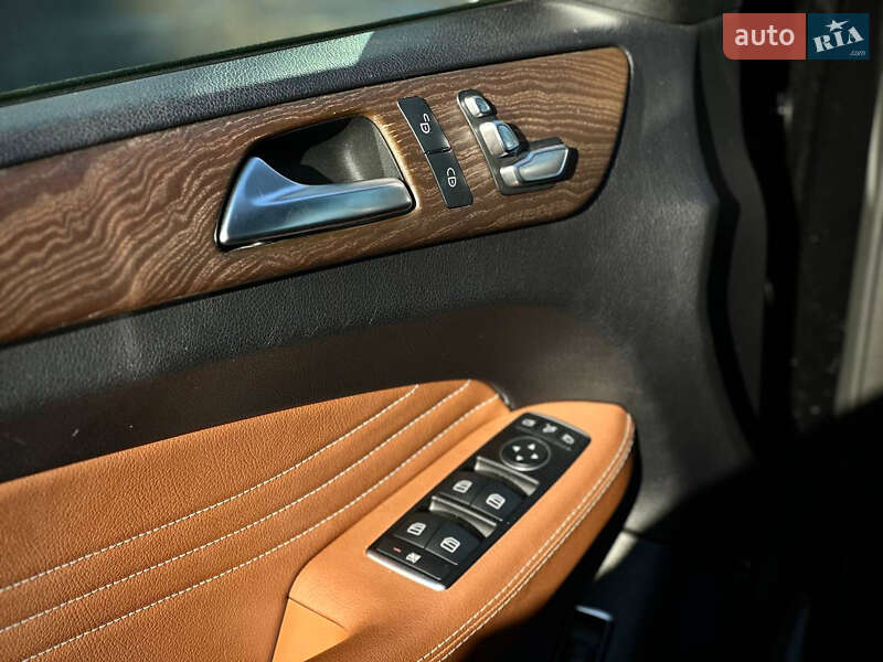 Внедорожник / Кроссовер Mercedes-Benz GLE-Class 2017 в Черновцах фото 14 Внедорожник / Кроссовер Mercedes-Benz GLE-Class 2017 в Черновцах