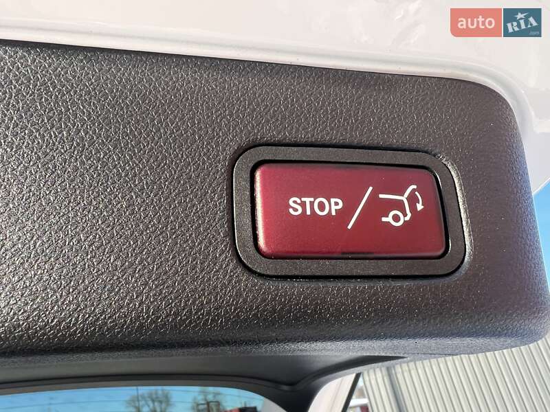 Внедорожник / Кроссовер Mercedes-Benz GLE-Class 2016 в Киеве фото 18 Внедорожник / Кроссовер Mercedes-Benz GLE-Class 2016 в Киеве