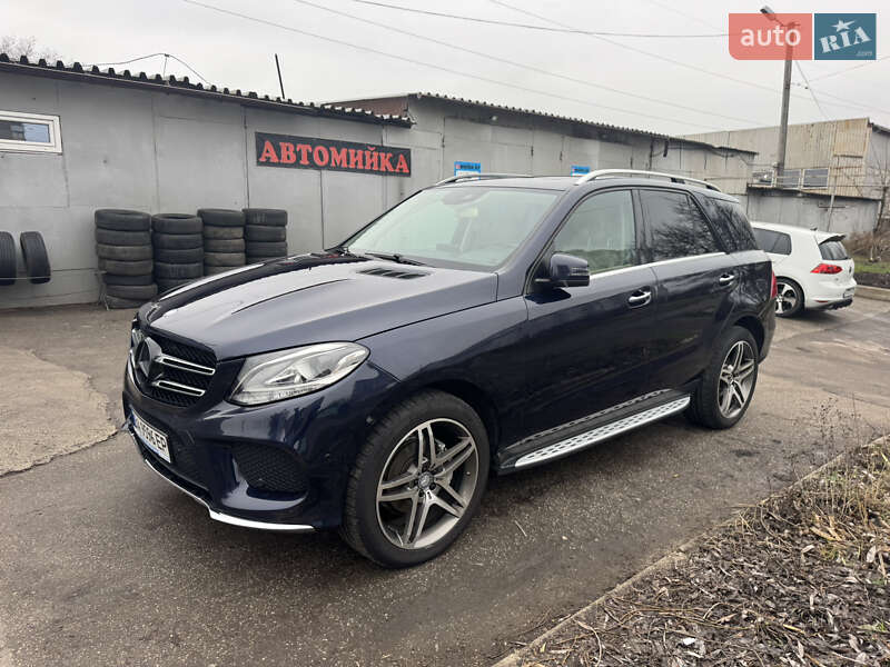 Mercedes-Benz GLE-Class 2016