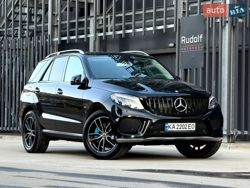 Mercedes-Benz GLE-Class 2017 Mercedes-Benz GLE-Class 2017