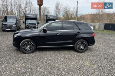 Позашляховик / Кросовер Mercedes-Benz GLE-Class 2015 в Нововолинську