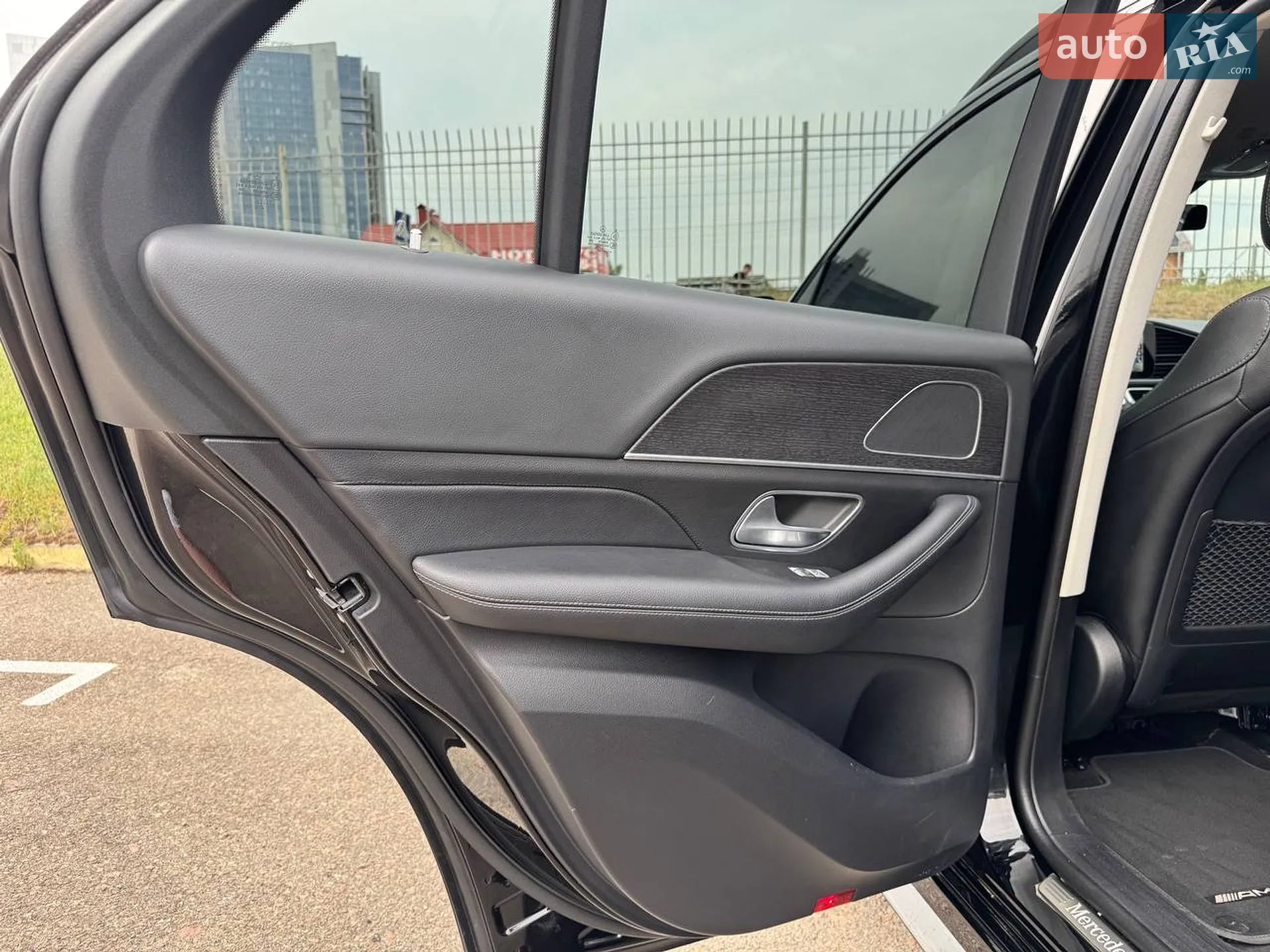 2022 Mercedes-Benz GLE - мініатюра 30