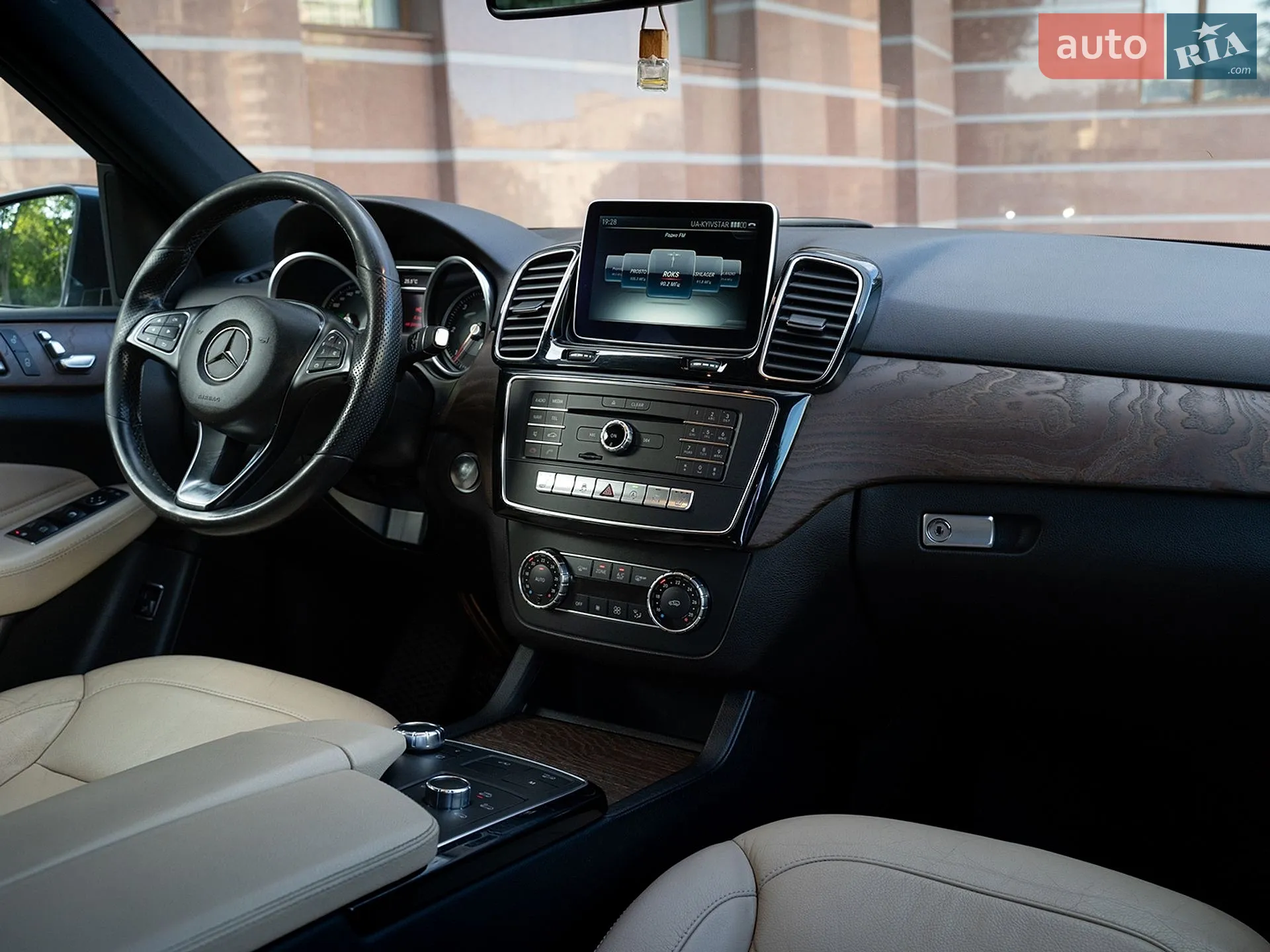 2015 Mercedes-Benz GLE - мініатюра 17