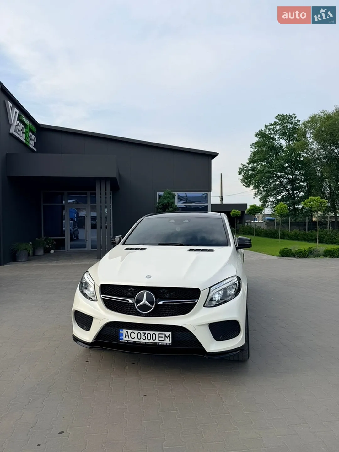 2016 Mercedes-Benz GLE - мініатюра 3