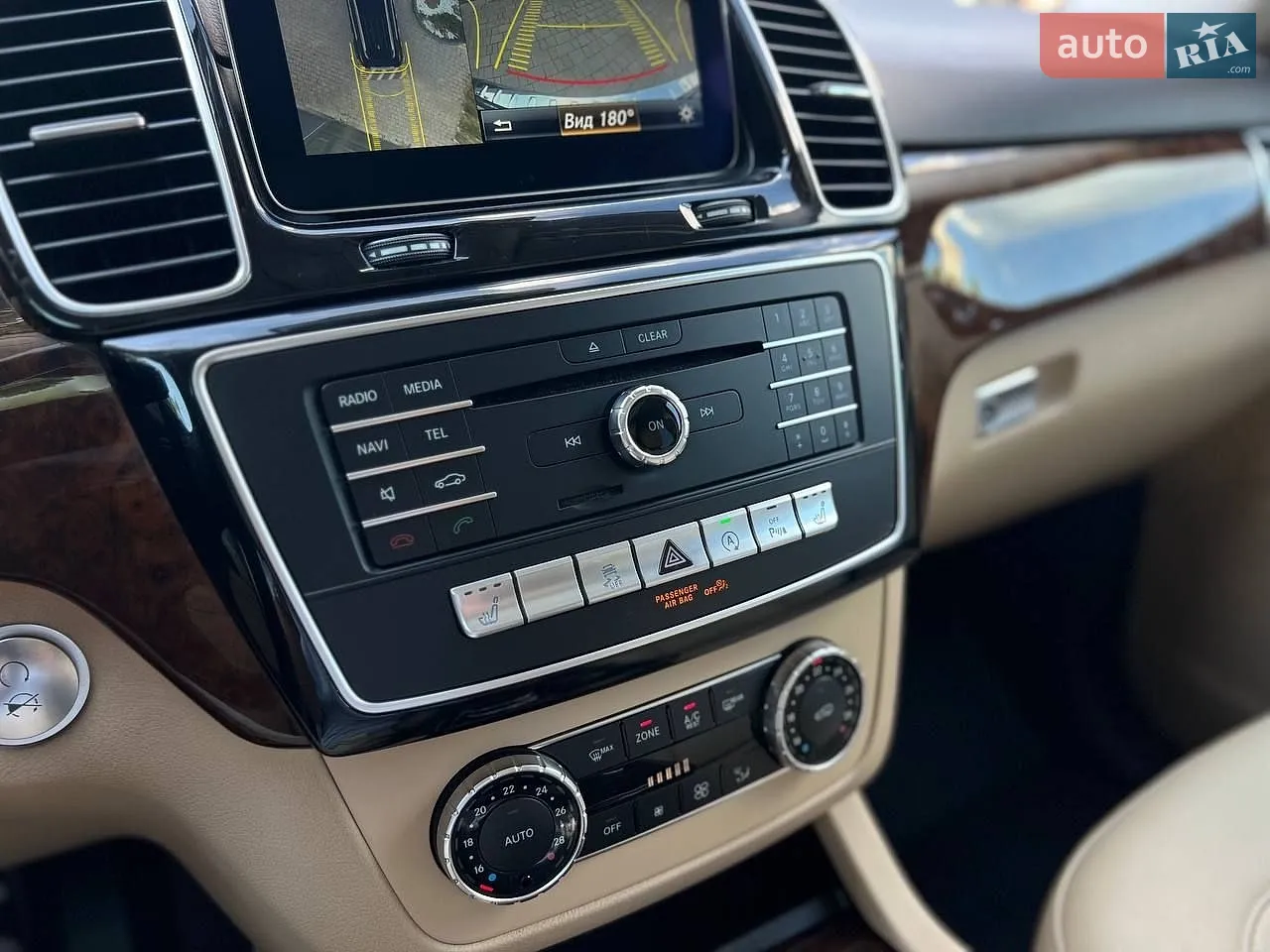 2016 Mercedes-Benz GLE - мініатюра 11